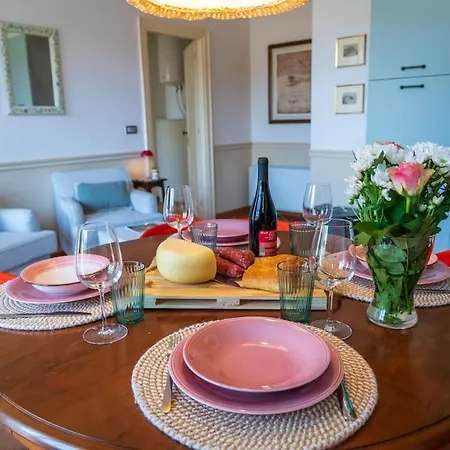 Serafini 34 Con Piscina E Vista Mozzafiato Lägenhet